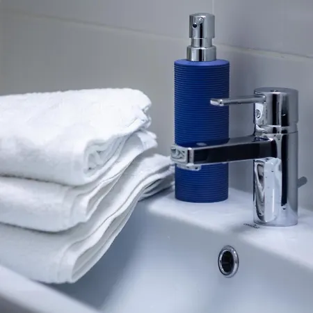White Luxury Aviatiei Apartment Bucharest